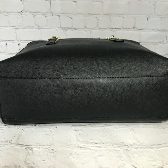 Liz Claiborne Black Tote - Picture 12 of 14